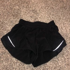 lululemon black shorts